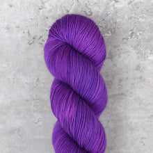 Load image into Gallery viewer, Shel Designs Yarn