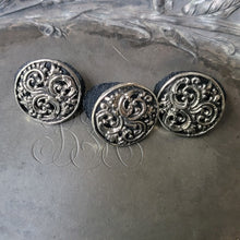 Load image into Gallery viewer, JUL Design Studs