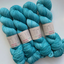 Load image into Gallery viewer, Emma's Yarn