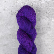 Load image into Gallery viewer, Shel Designs Yarn
