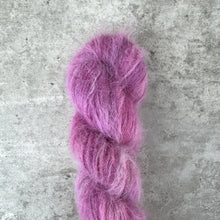 Load image into Gallery viewer, Shel Designs Yarn
