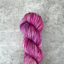 Load image into Gallery viewer, Shel Designs Yarn
