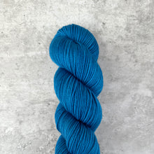 Load image into Gallery viewer, Shel Designs Yarn
