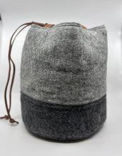Load image into Gallery viewer, Round Project Bag
