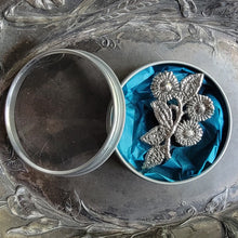 Load image into Gallery viewer, JULS Design Studs
