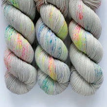 Load image into Gallery viewer, Super Sock Yarn 100g
