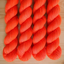 Load image into Gallery viewer, La Bien Aimee - 50g Super Sock
