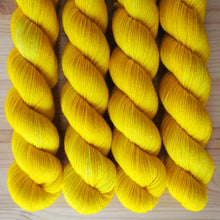 Load image into Gallery viewer, La Bien Aimee - 50g Super Sock
